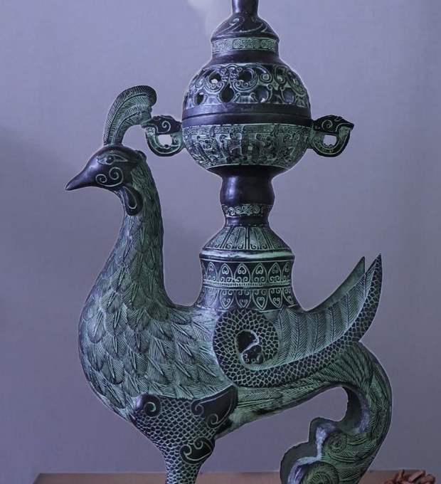 Phoenix support and decorated body detail on the CEN-004 incense burner