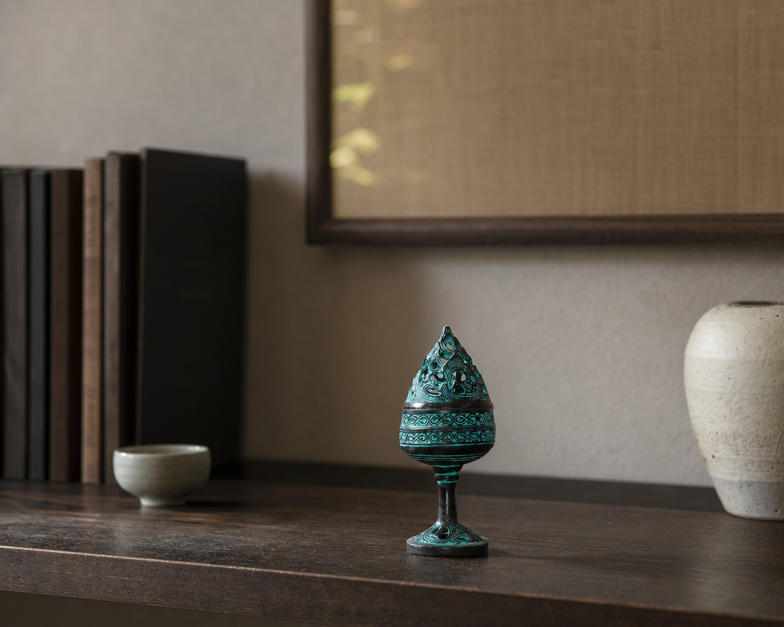 Bronze incense burner series display atmosphere